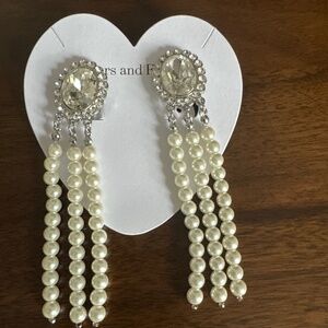 Sage Earring in Silver Rhinestone - Lovers and Friends